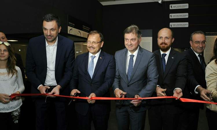 Erdoganov sin na izložbi turskog streličarstva - Kemankeş u Zemaljskom muzeju